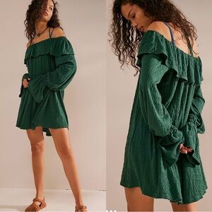 NWT free people green Off-Shoulder long sleeve Dress, size Xs, fit Xs to s